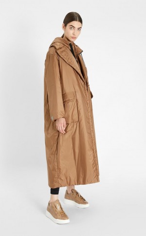 Padded Max Mara Travel Jacket In θαλασσης-resistant Technical καμβα καφε | MMR594009
